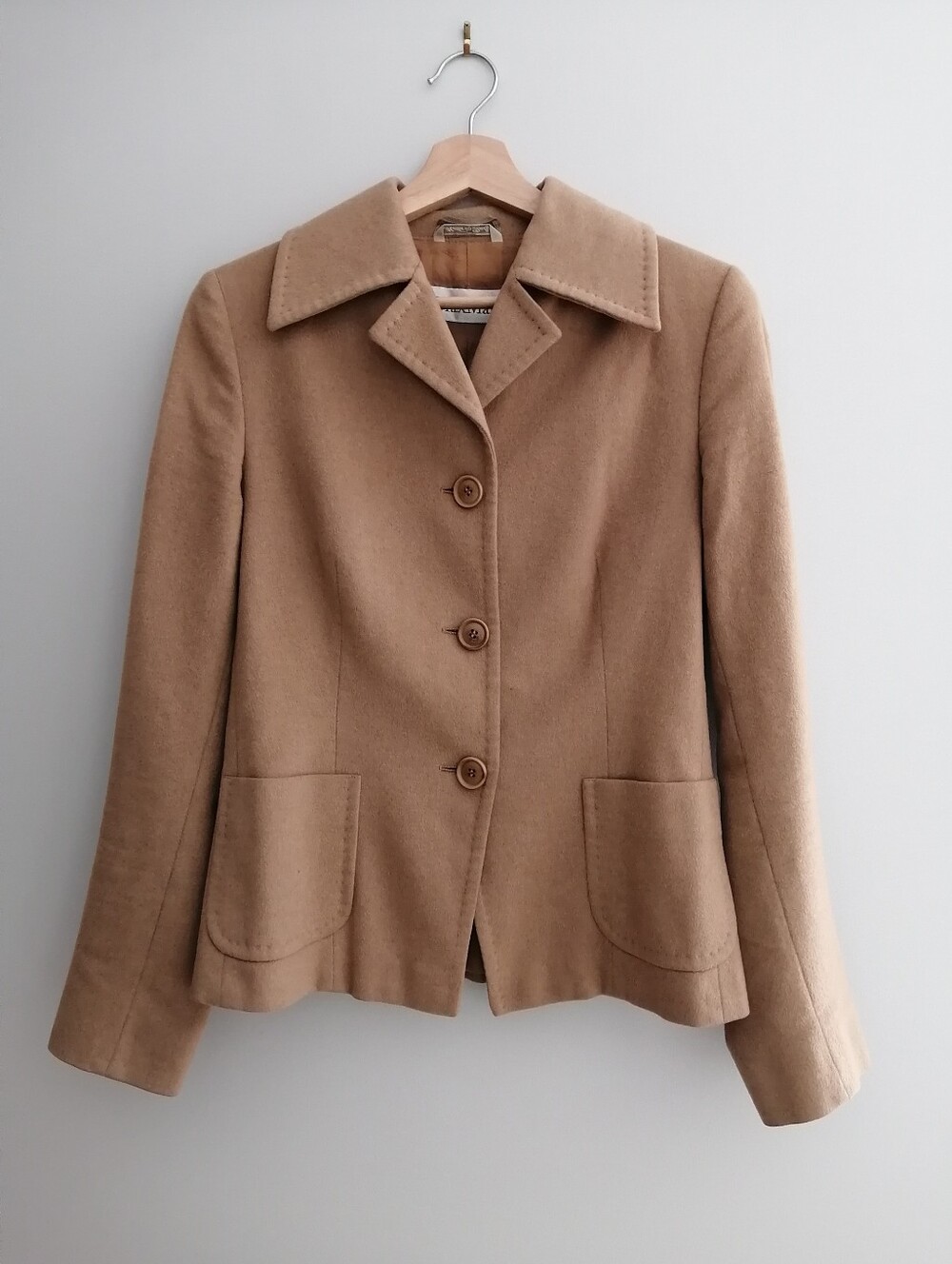 MaxMara Camel Hair Blazer Jacket Single Breasted Camel Tan Size 8 Italian Luxury